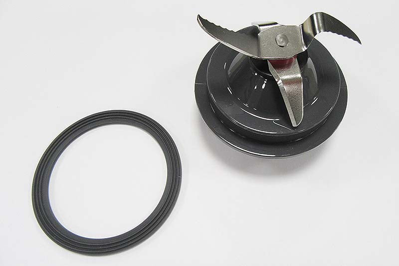 kw717143 kenwood blade with seal for blender attachment kah359gl special order image 1