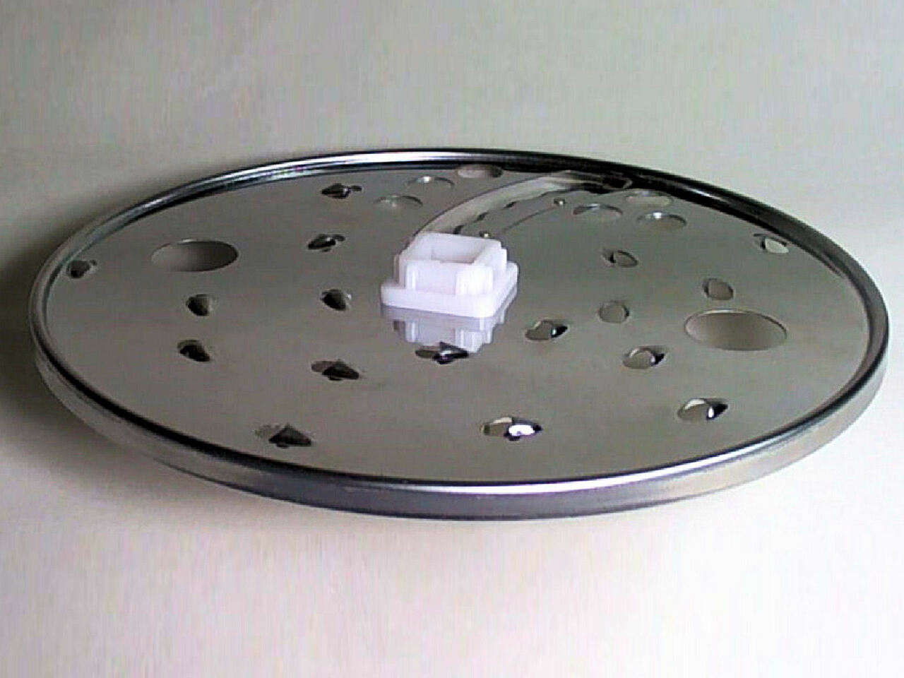 hamilton beach slicer shredder blade for 70730c 70670 image 2