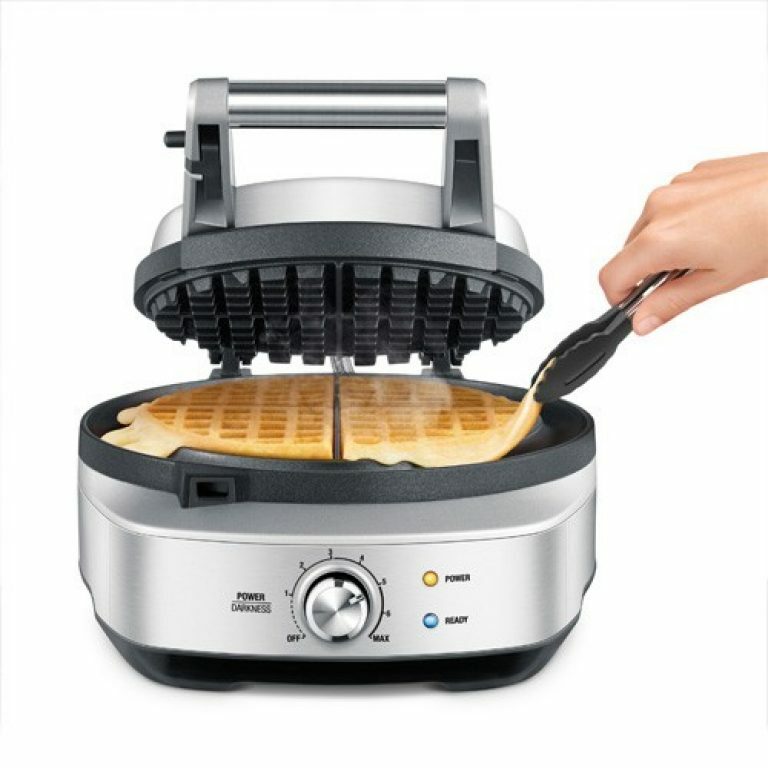 breville waffle maker bwm520xl round the no mess waffle image 2