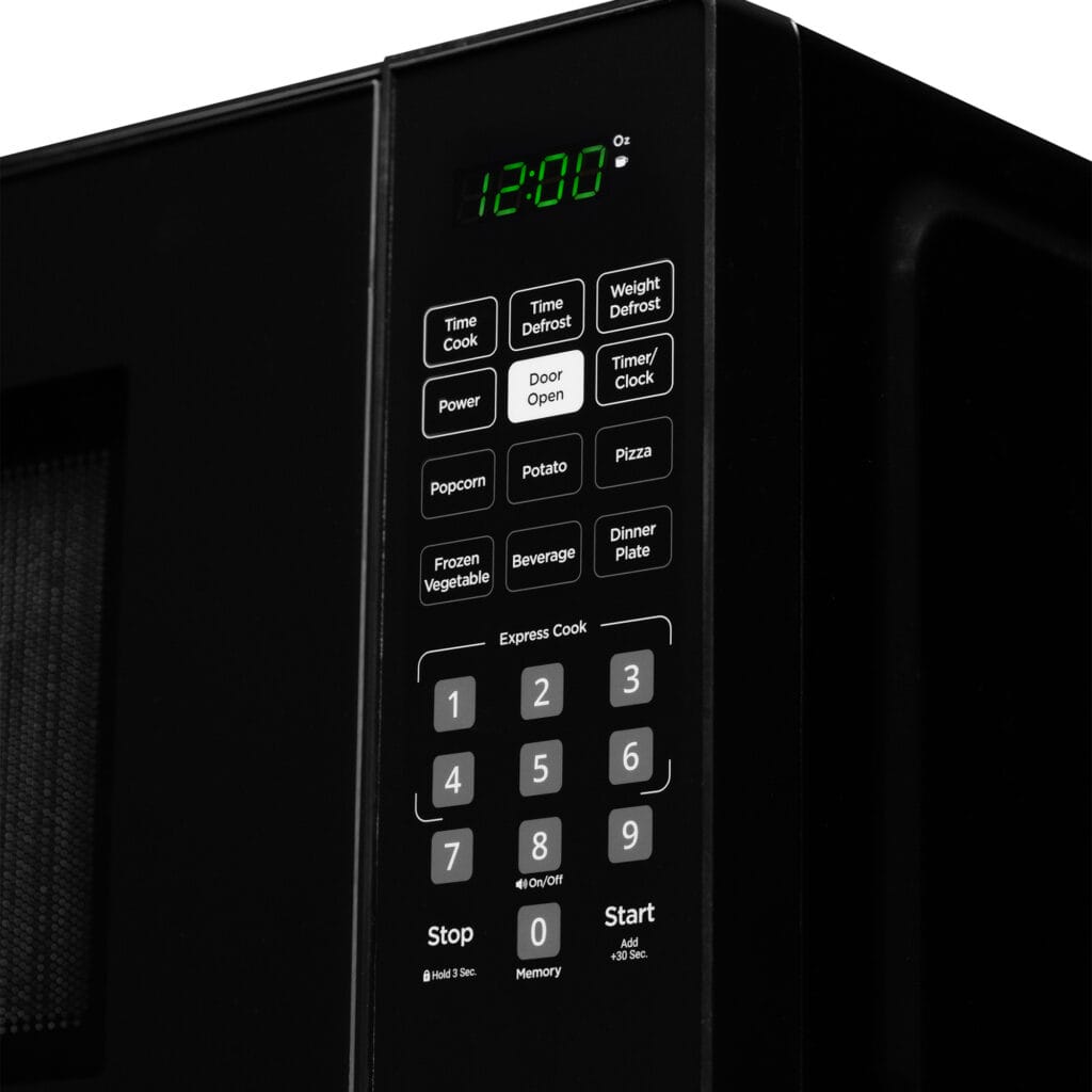 danby microwave oven 0 9 cu ft 900w black dbmw0921bbb image 4