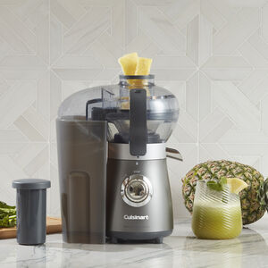 cuisinart compact blender amp juice extractor combo 450w 16oz travel cup metallic gray bjc 550c image 4