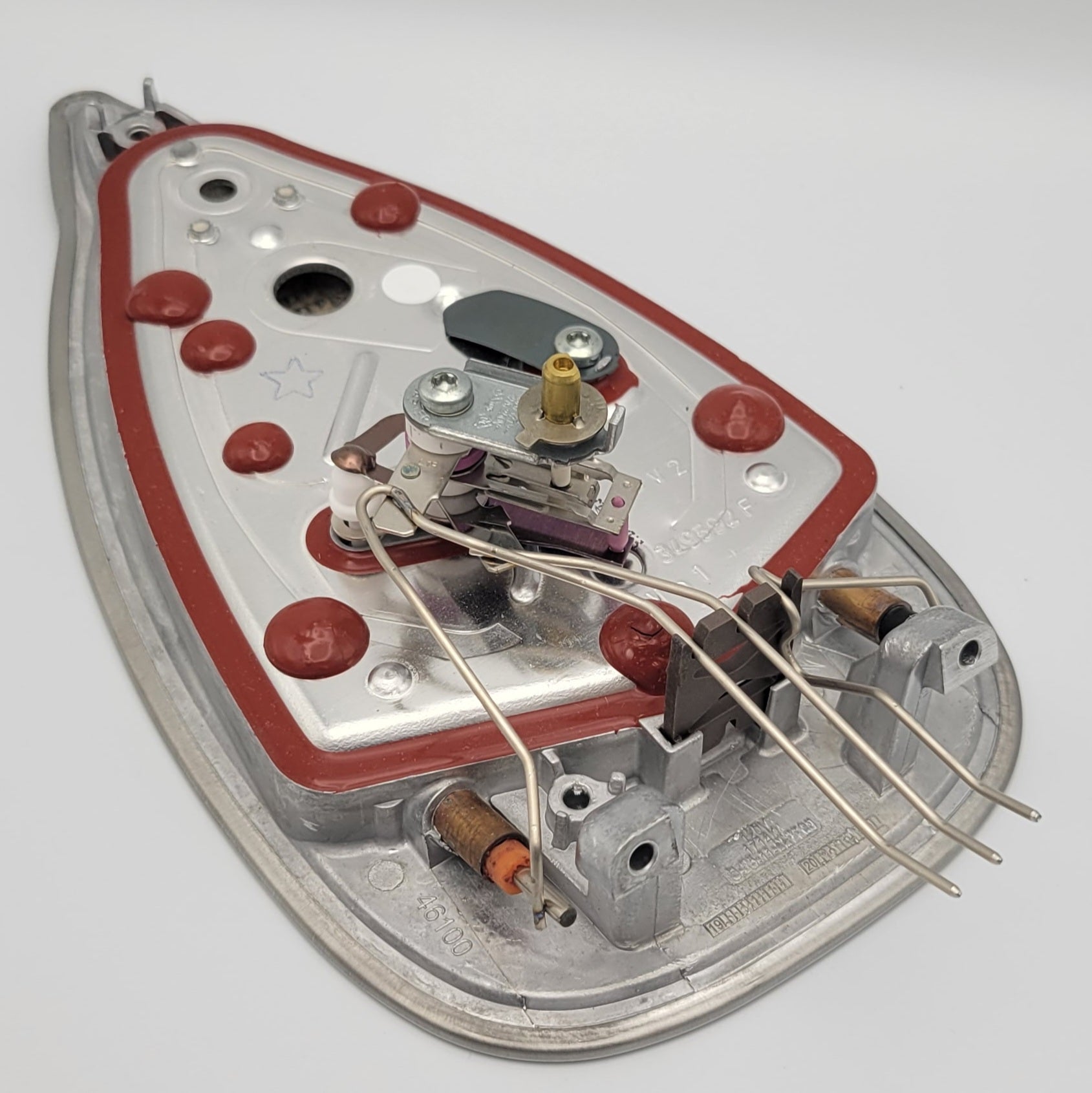 dw0146 soleplate for dw 8080 steam iron image 2
