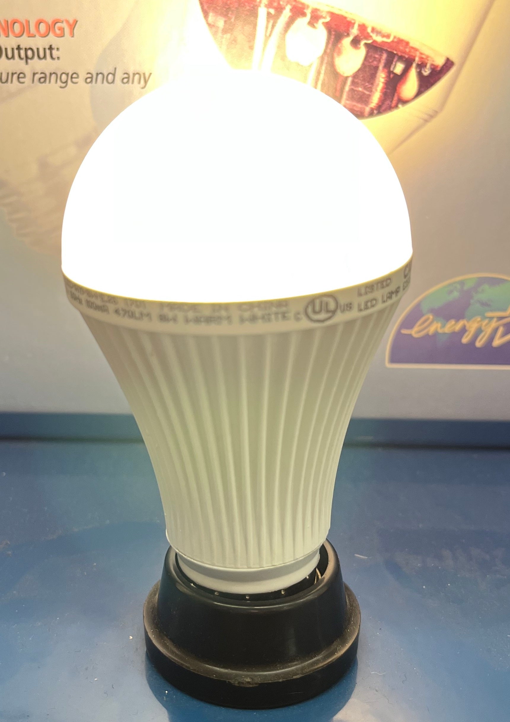 daylite 86351 led a19 8w 40w warm bulb dimmable image 1