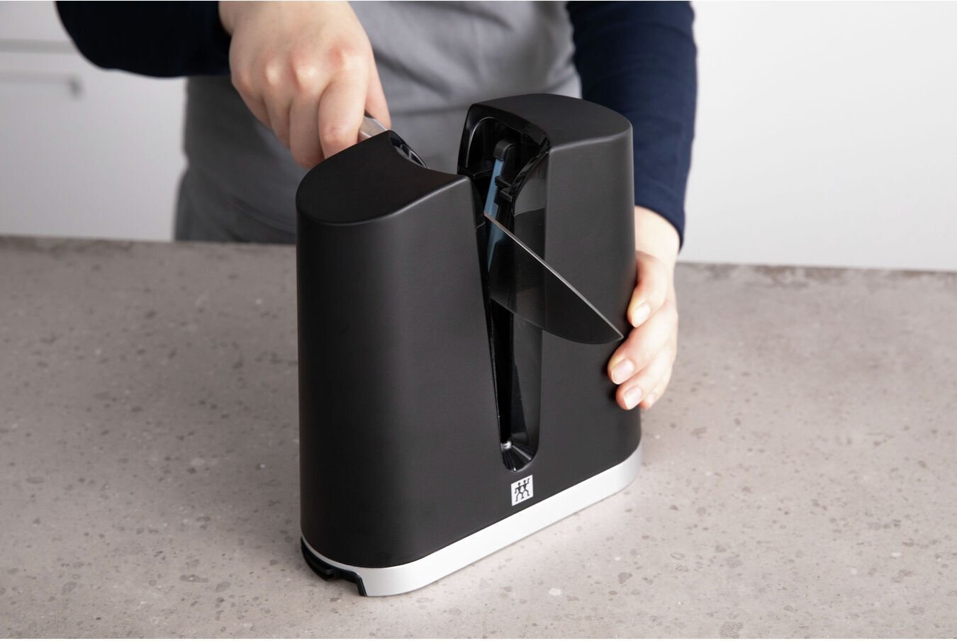 zwilling v edge knife sharpener 8cm black abs 32605 000 image 5